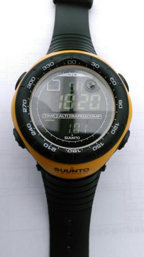 美品】SUUNTO VECTOR スントベクター 黄 【公式通販】
