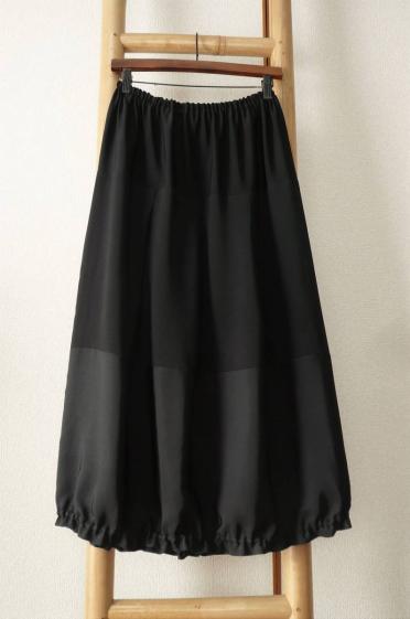  鎌倉まるか堂 着物リメイク 漆黒ふうわり 絹(ボトムス)｜売買されたオークション情報、yahooの商品情報をアーカイブ公開 - オークファン ボトムス