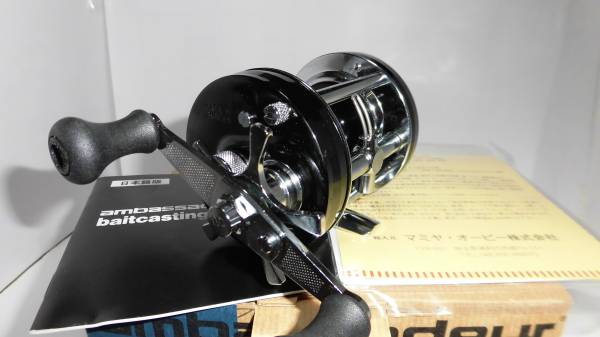 ABU アンバサダー 6600C クラッシック レプリカ 赤ベロ 雷魚 マミヤOP 新品 レプリカ アンバサダー 雷魚 オリジナル アンバサダー6600C Tackle