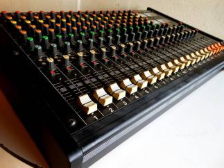 80s ビンテージ アナログミキサー TASCAM M-216 動作品 16ch ハード