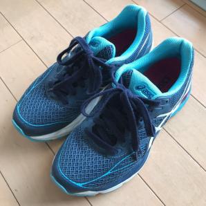 美品☆asics gel-pulse8 23.5cm