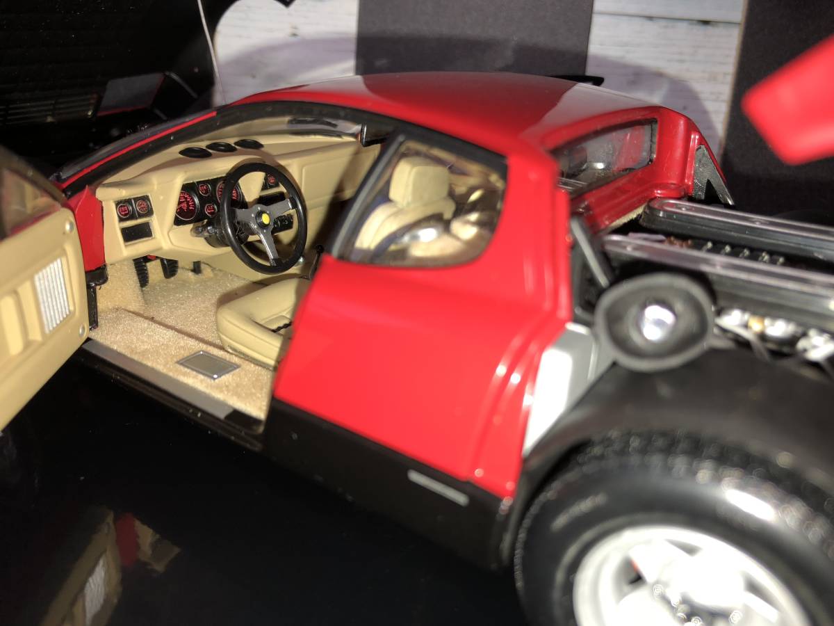 1/18 KYOSHO 京商 モデル Ferrari フェラーリ 365GT4/BB RED ミニカー フェラーリ 1⁄18 | レッド 品 ミントグリーン