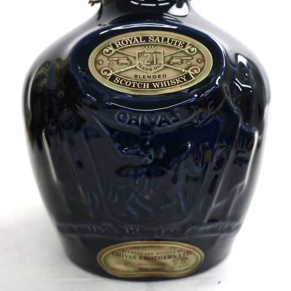 21年 ロイヤルサルート SALUTE 古酒 ROYAL 青 未開栓 Salute 赤 2本 陶器