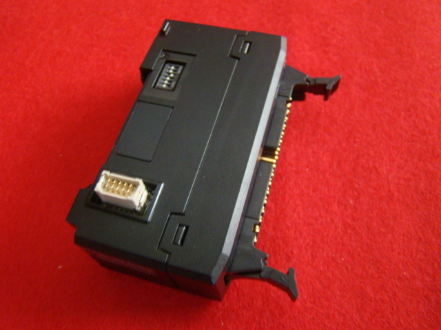 ◇キーエンス BCD出力ユニット DL-RB1A 中古品