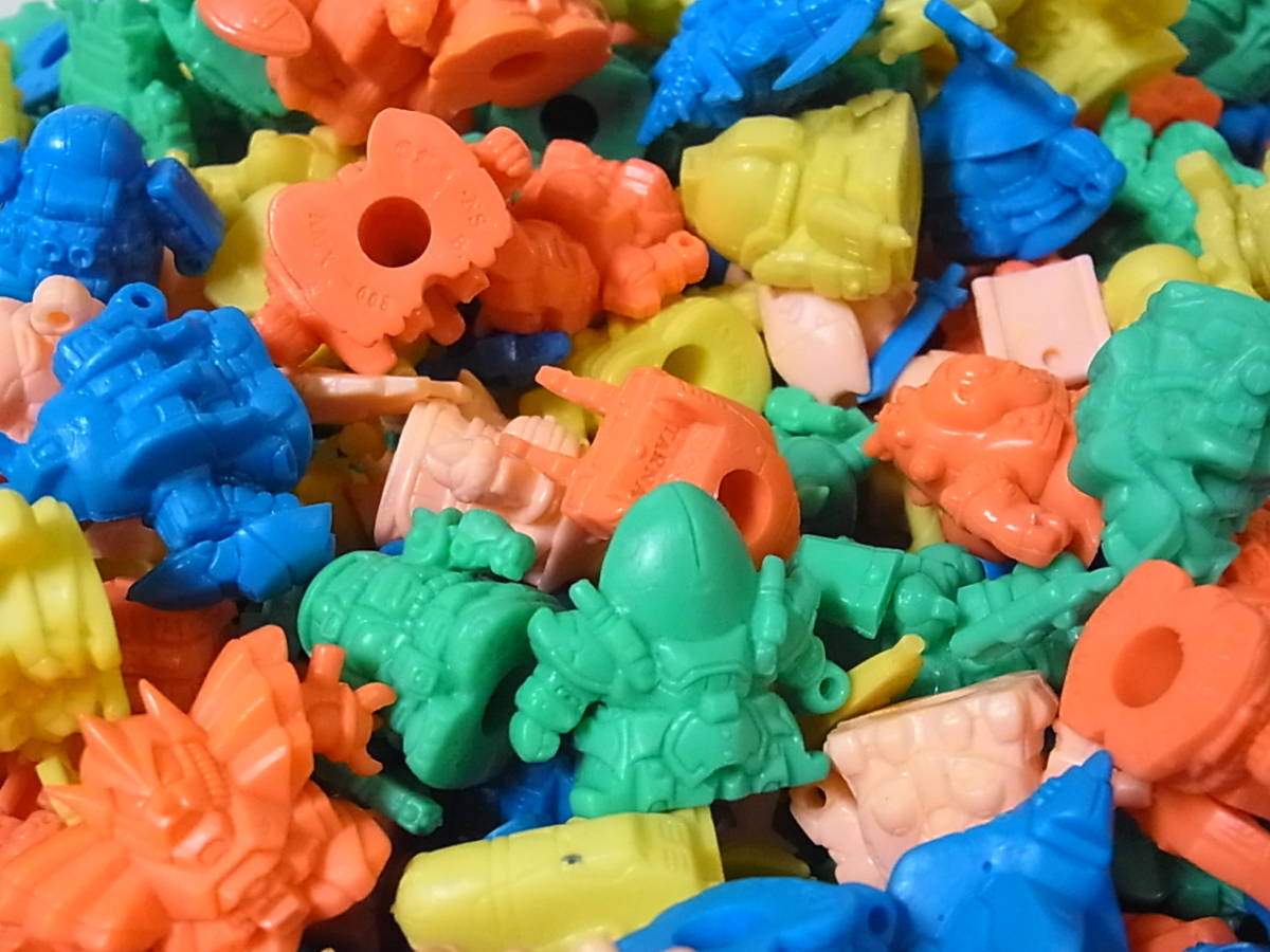レトロ SDガンダム消しゴム 大量まとめて 2kg以上/ガン消しフィギュア