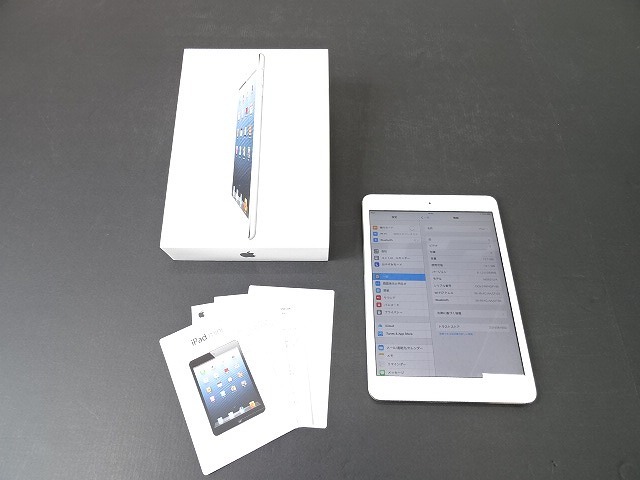 53KW☆1円スタート!! 即決あり!! Appleアップル iPad mini MD531J/A 16GB Wi-Fiモデル ホワイト&シルバー