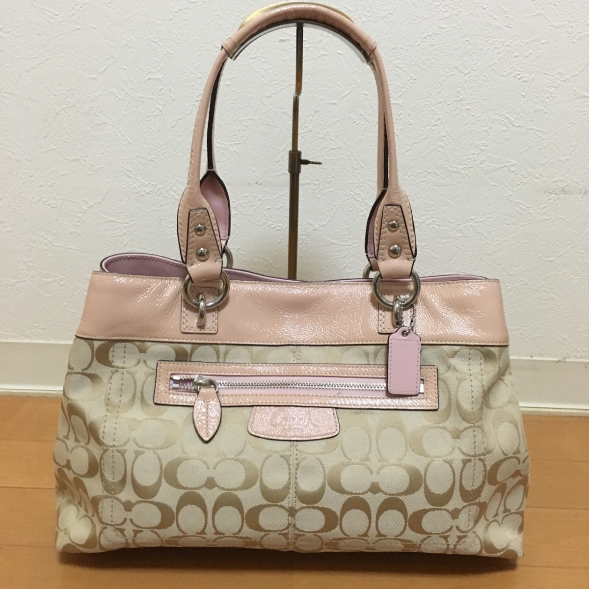 d-7 美品 COACH コーチ ミニシグネチャー キャンバス × パテントレザー 