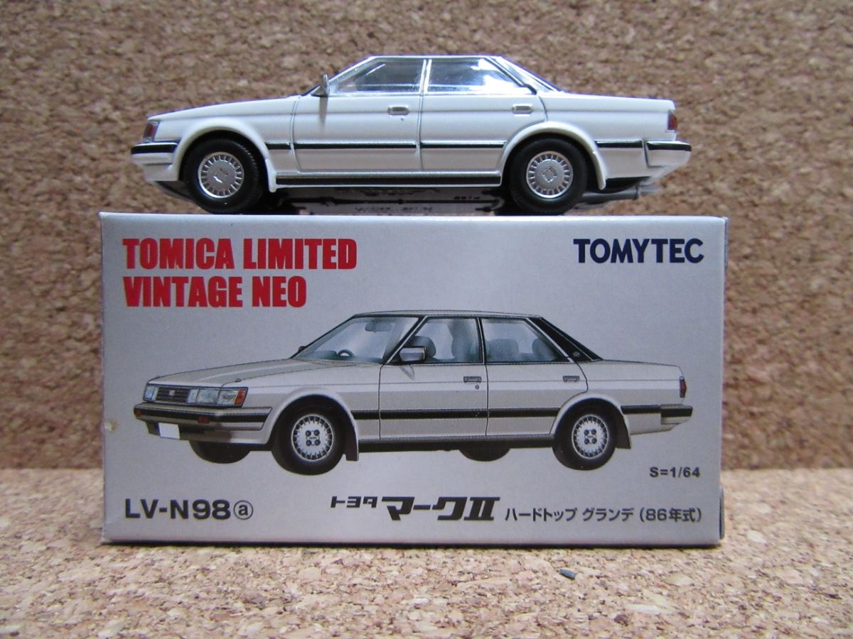トミカ LV-N98a トヨタ マークⅡハードトップ グランデ 86年式 即決