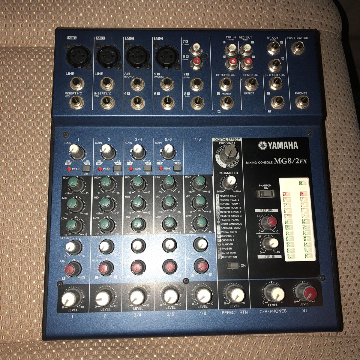 YAMAHA MG124CX コンパクト アナログミキサー ミキシングコンソール