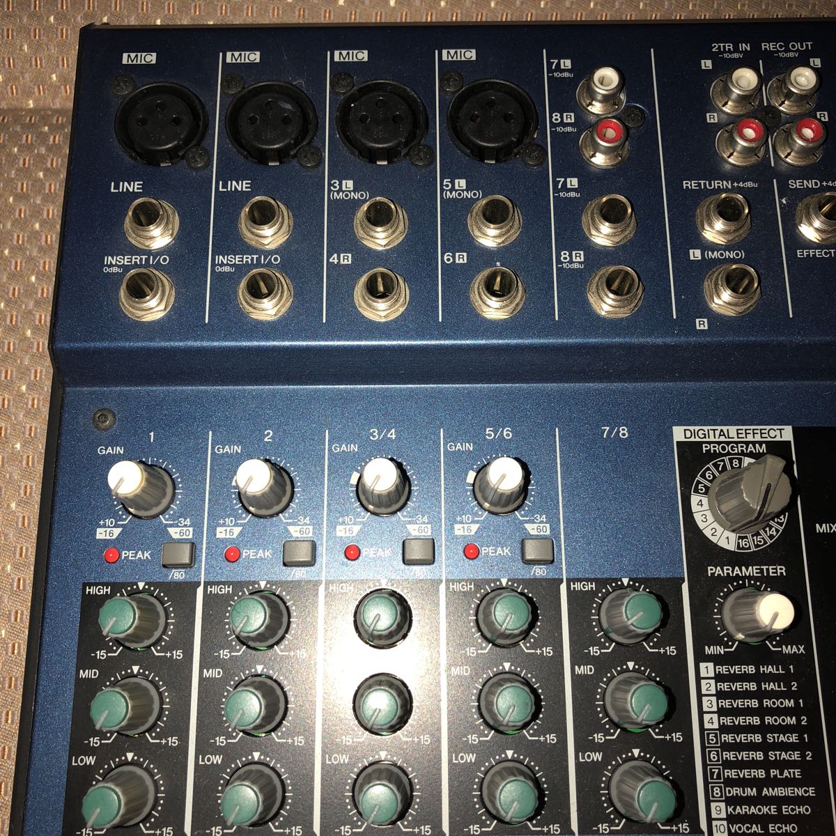 YAMAHA MG124CX コンパクト アナログミキサー ミキシングコンソール