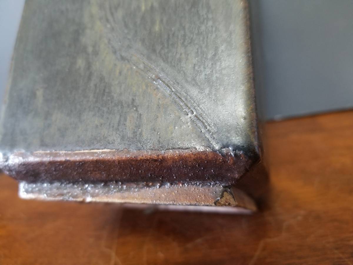 與那覇 □【セール】20世紀芸術遺産認定作家 沖縄を代表する画家/陶芸