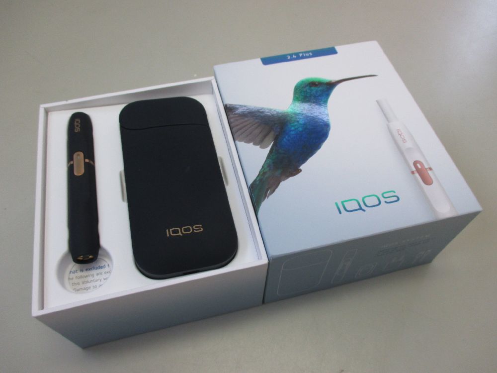 アイコス2.4plus 中古美品 ネイビー ネイビー IQOS 2.4 白 アイコス2.4plus 中古美品 ネイビー ネイビー IQOS 2.4 白