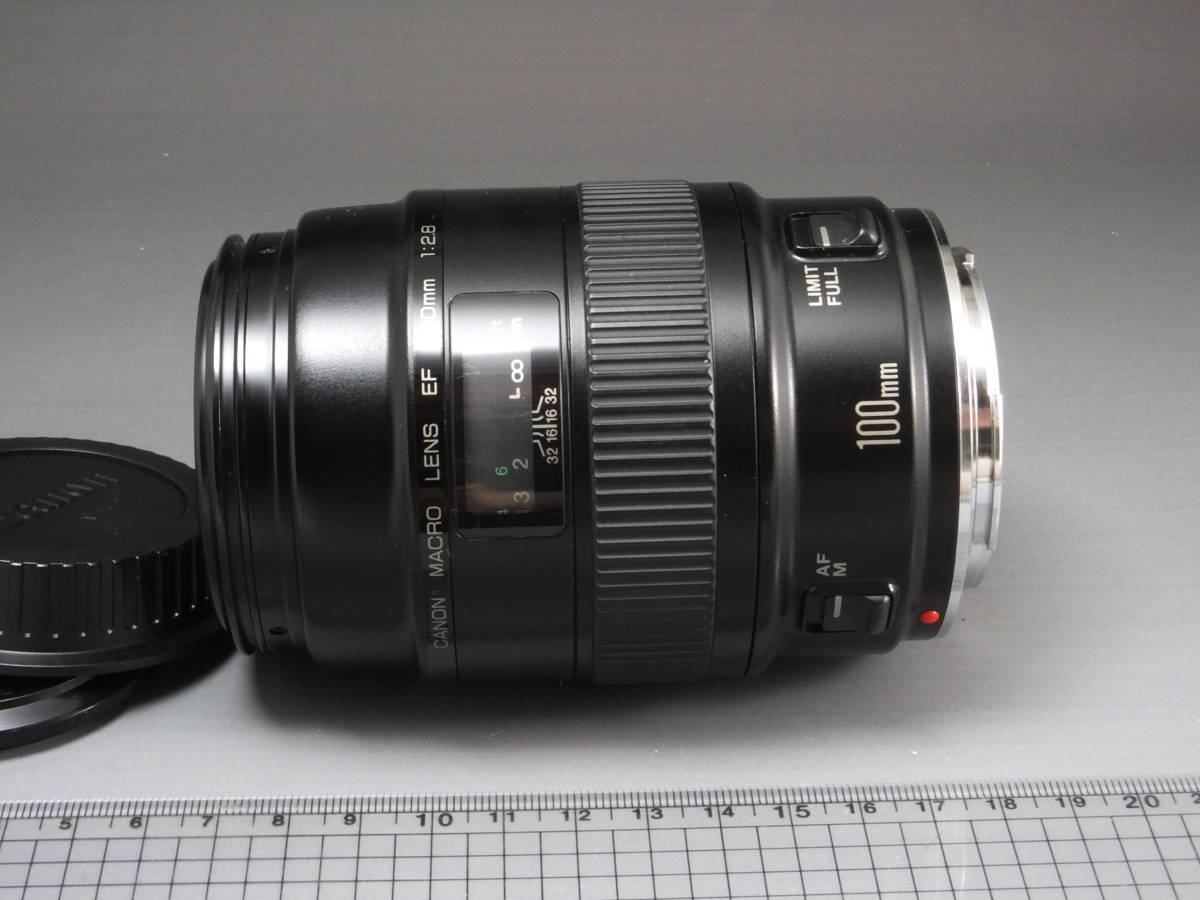 キヤノン マクロレンズ EF100mmf2.8 まあまあキレイな商品です。 EF 