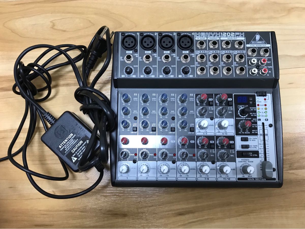 BEHRINGER ( ベリンガー ) XENYX 1202FX ミキサー 中古 BEHRINGER
