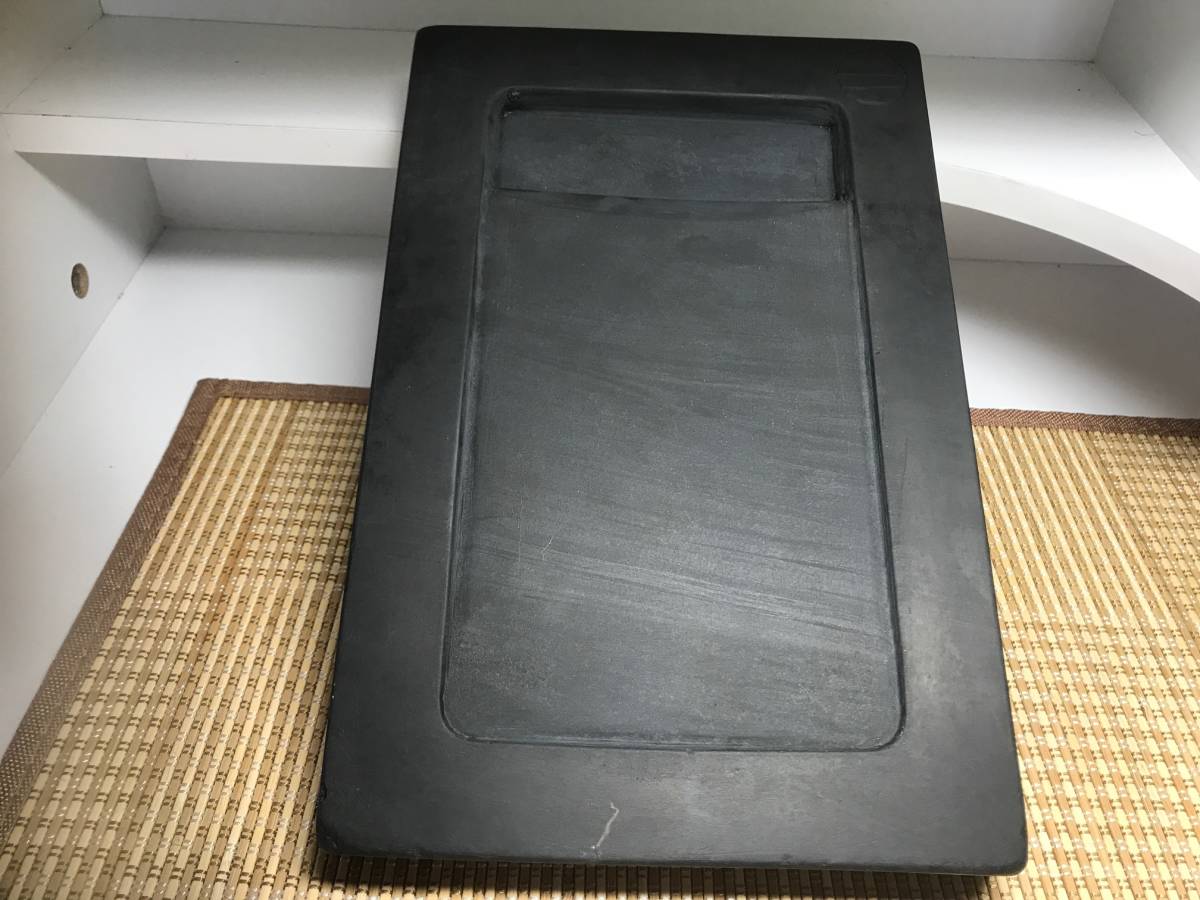 文房四宝 書道具 硯 歙州硯 楕円四吋 HJ14｜書道用品通販の半紙屋e-shop 中国書道具 古硯 歙州硯 文房四宝 硯本体サイズ18cmx27cmx2.5cm 2410g