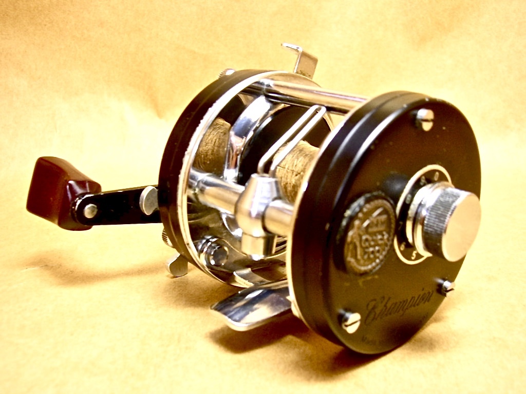 DAM クイックチャンピオン700B ベイトリール（西ドイツ製） DAM クイックチャンピオン700B ベイトリール（西ドイツ製） ダム