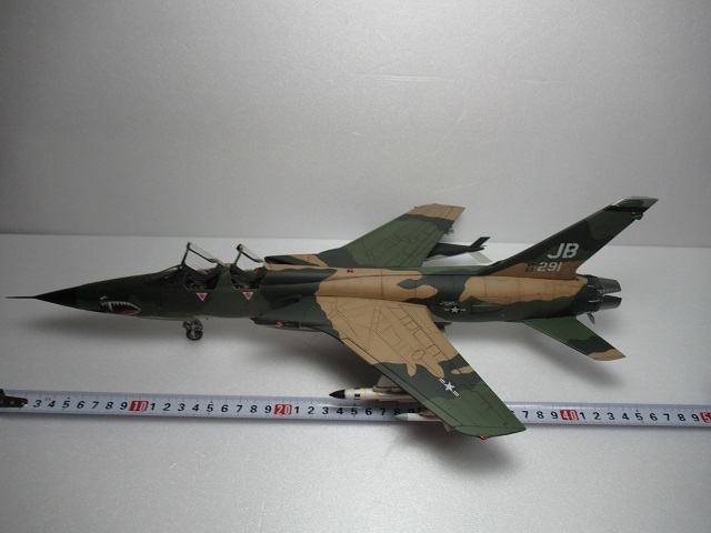 モノグラム 1/48 F-105G ワイルドウィーゼル 完成品 【公式通販】
