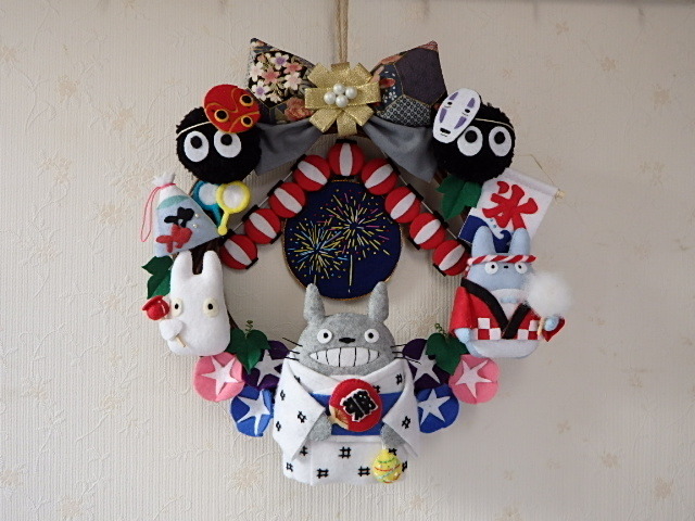 アンパンマン風☆クリスマス☆リース☆フェルト☆手作り☆ハンドメイド