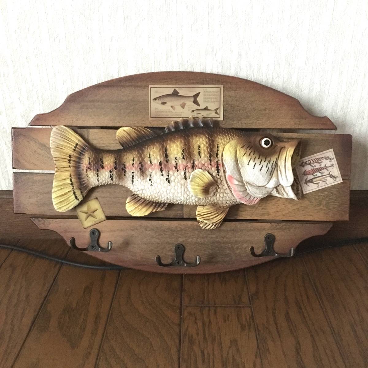 ブラックバス 壁掛け レプリカ 模型 置物 フィギュア 魚 ラージマウス 