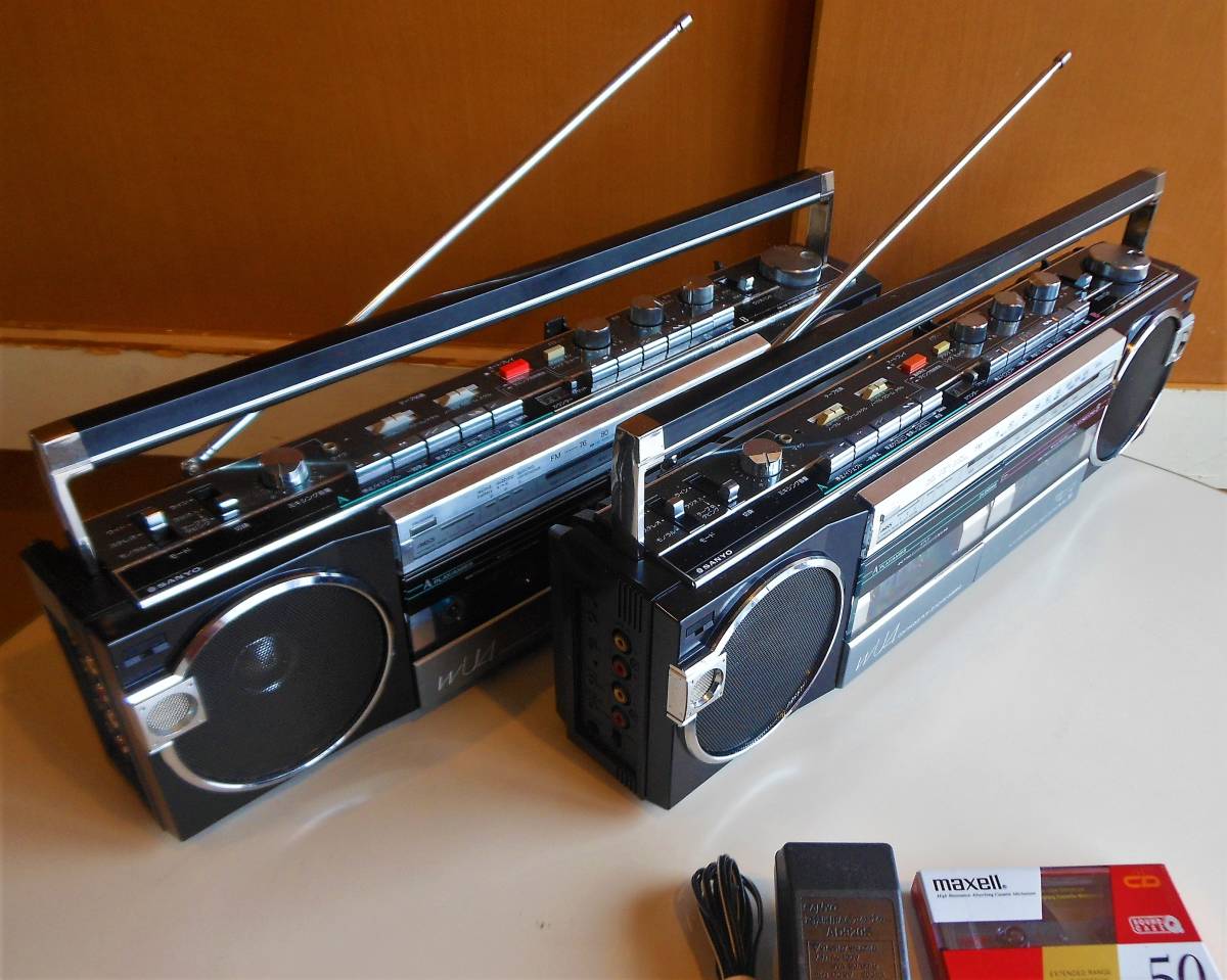 80sレトロ SANYO 小型ダブルラジカセ WU4 黒 U4 整備済み 各部動作