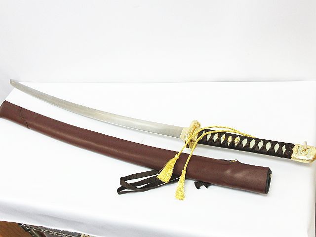 美品 軍刀 模造刀 レプリカ 全長約97.5cm 大日本帝国 陸軍 海軍 指揮刀