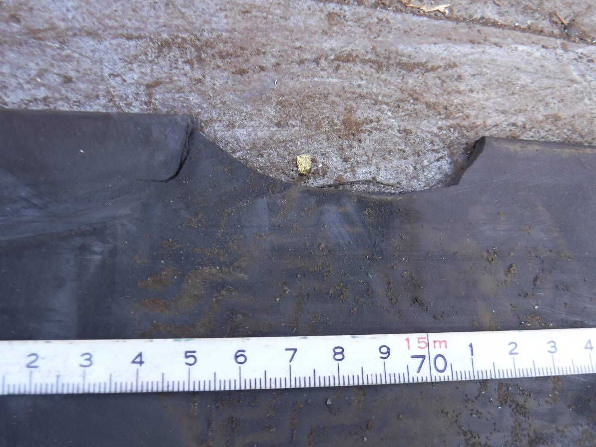 №085　泥除け　ゴム　ゴムマット　シート　幅580㎜　糸入り頑丈　厚み7㎜　コンベアベルト　防じんタレゴム　防水処理　防舷材　当てゴム_5