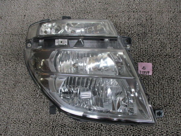エルグランド E51 中期⁄後期 ヘッドライト HID⁄キセノン