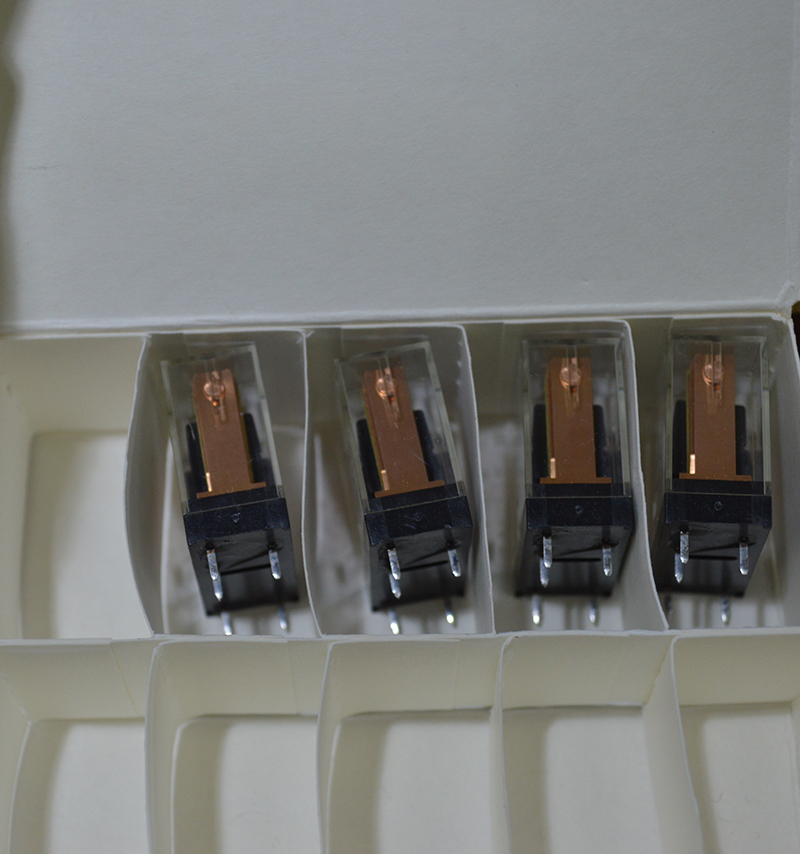 フィリプス OMRON 抵抗器 電子部品 未使用品 中古品 大阪発