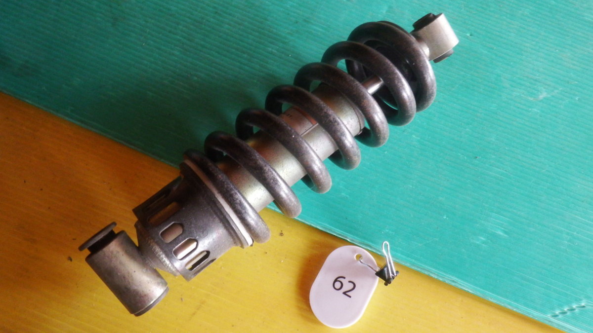 ドラッグスター400 ドラッグスター400☆純正リアサス 純正サス 2025年