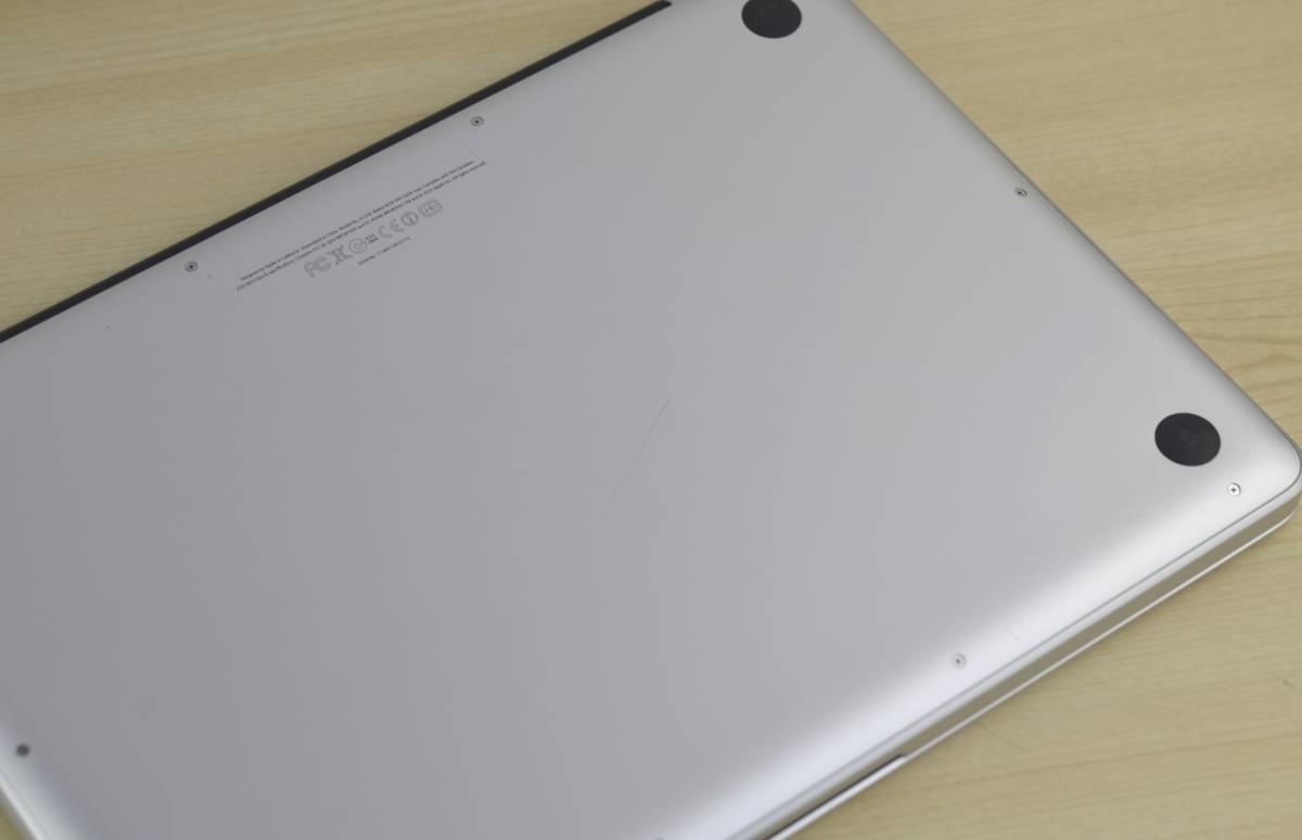 1円～ジャンク品 MacBook 13-INCH EARLY 2008 MB403J/A