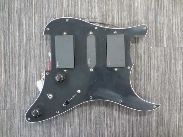 HOT，正規品 ストラト用 EMG８１ SA ８９ フルセット 部品取り も(ピックアップ)｜売買されたオークション情報、yahooの商品情報をアーカイブ公開 - オークファン パーツ