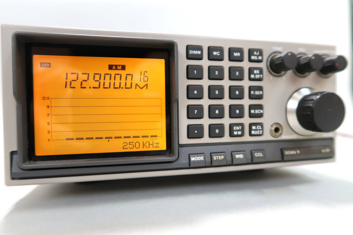 STANDARD（旧日本マランツ） AX700B 50MHZ～905MHz 広帯域受信機