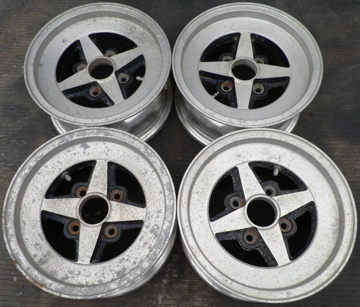 エクイップ 当時物 好ましく 