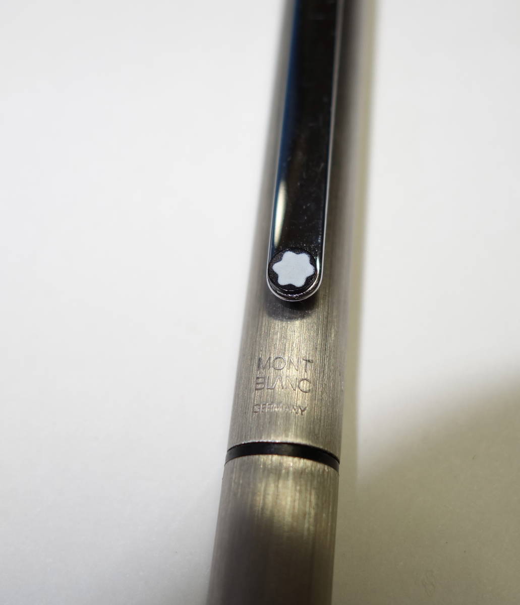 モンブラン ボールペン 2色 極美品モンブラン 2色ボールペン シルバー