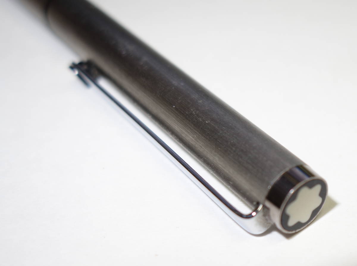 モンブラン ボールペン 2色 極美品モンブラン 2色ボールペン シルバー