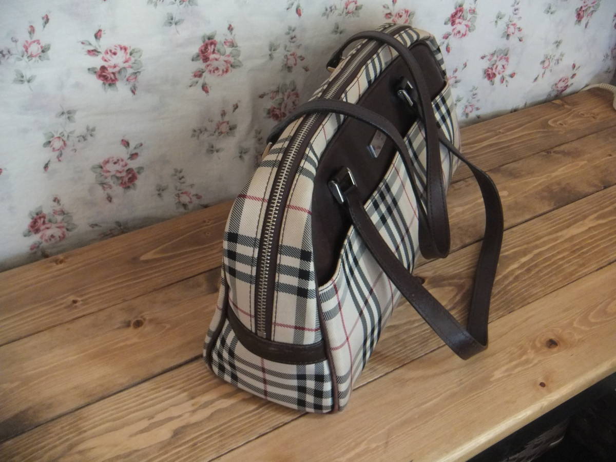 ノバチェック バーバリー BURBERRY 横長 キャンバス ⁄ 美品・Burberry 
