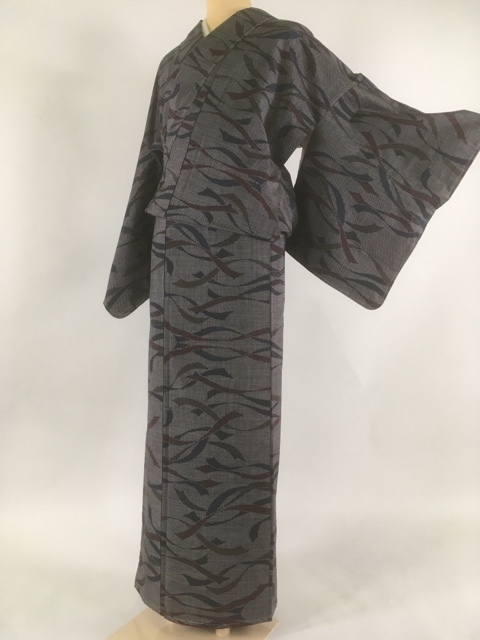  バイセル 着物 名品 紬 墨色 熨斗 正絹 袷 身丈157.5cm 裄丈64cm(その他)｜売買されたオークション情報、yahooの商品情報をアーカイブ公開 - オークファン その他