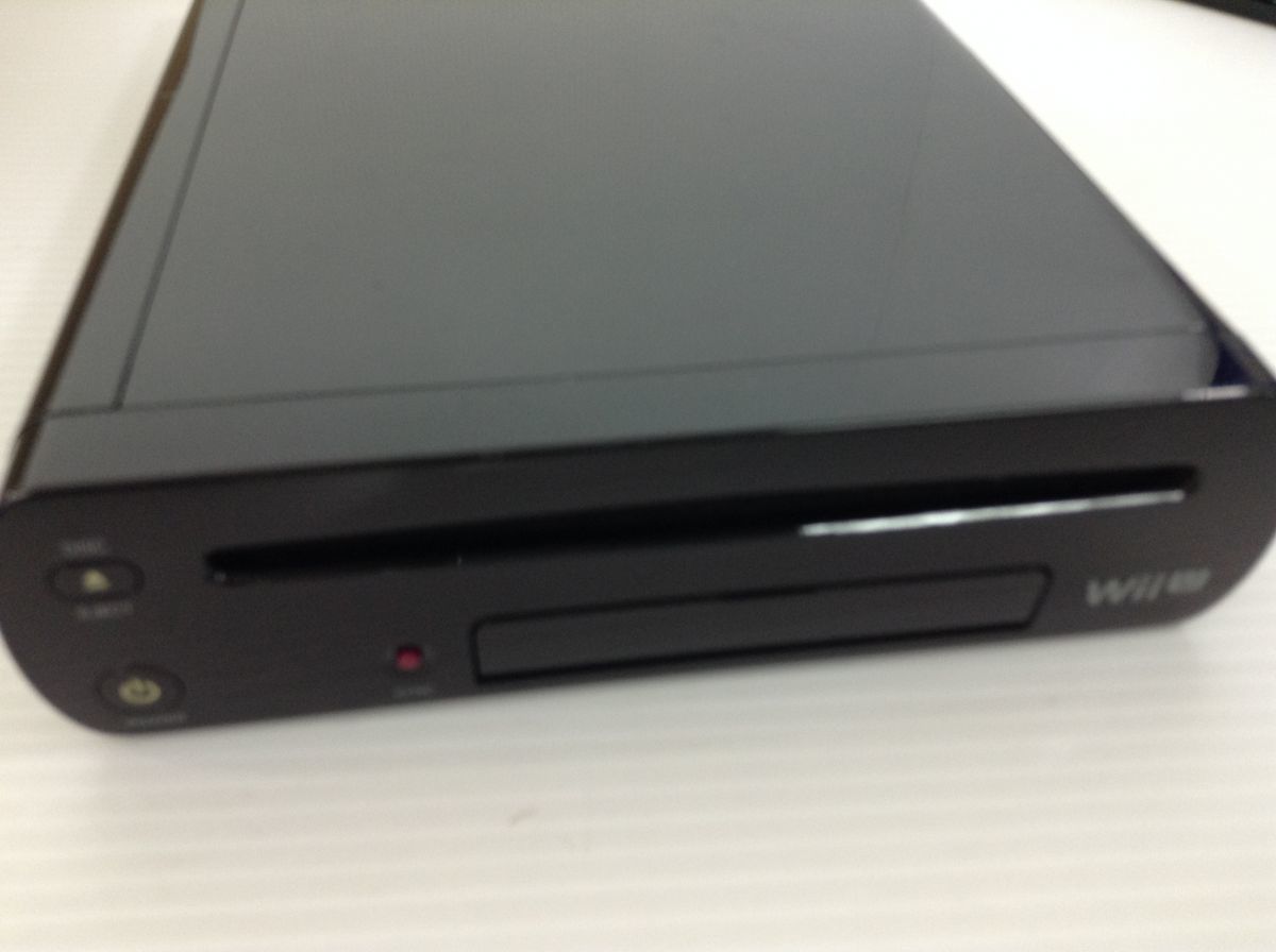 Wii U PREMIUM SET 32GB コントローラー、マイクセット　初期化、動作確認済み　2A0228-002ms /E4