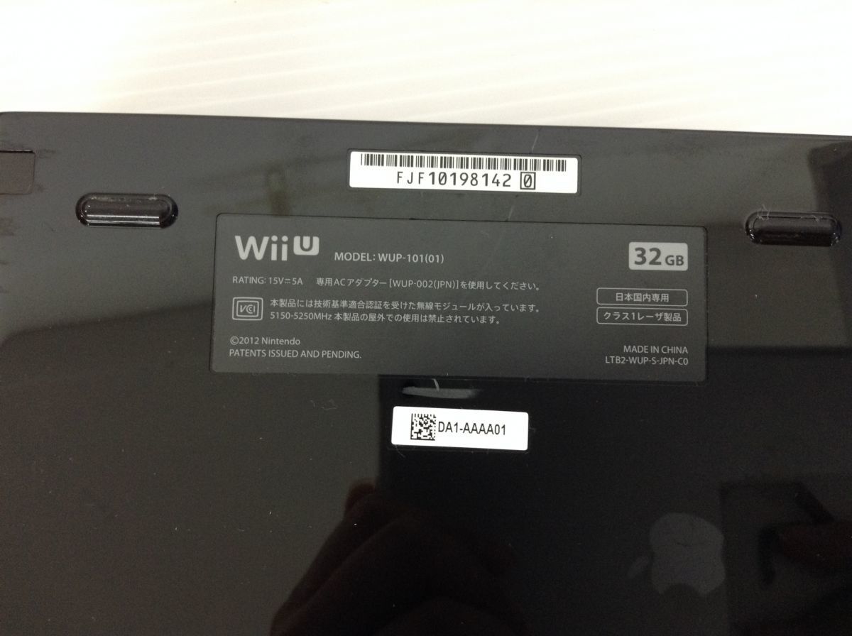 Wii U PREMIUM SET 32GB コントローラー、マイクセット　初期化、動作確認済み　2A0228-002ms /E4