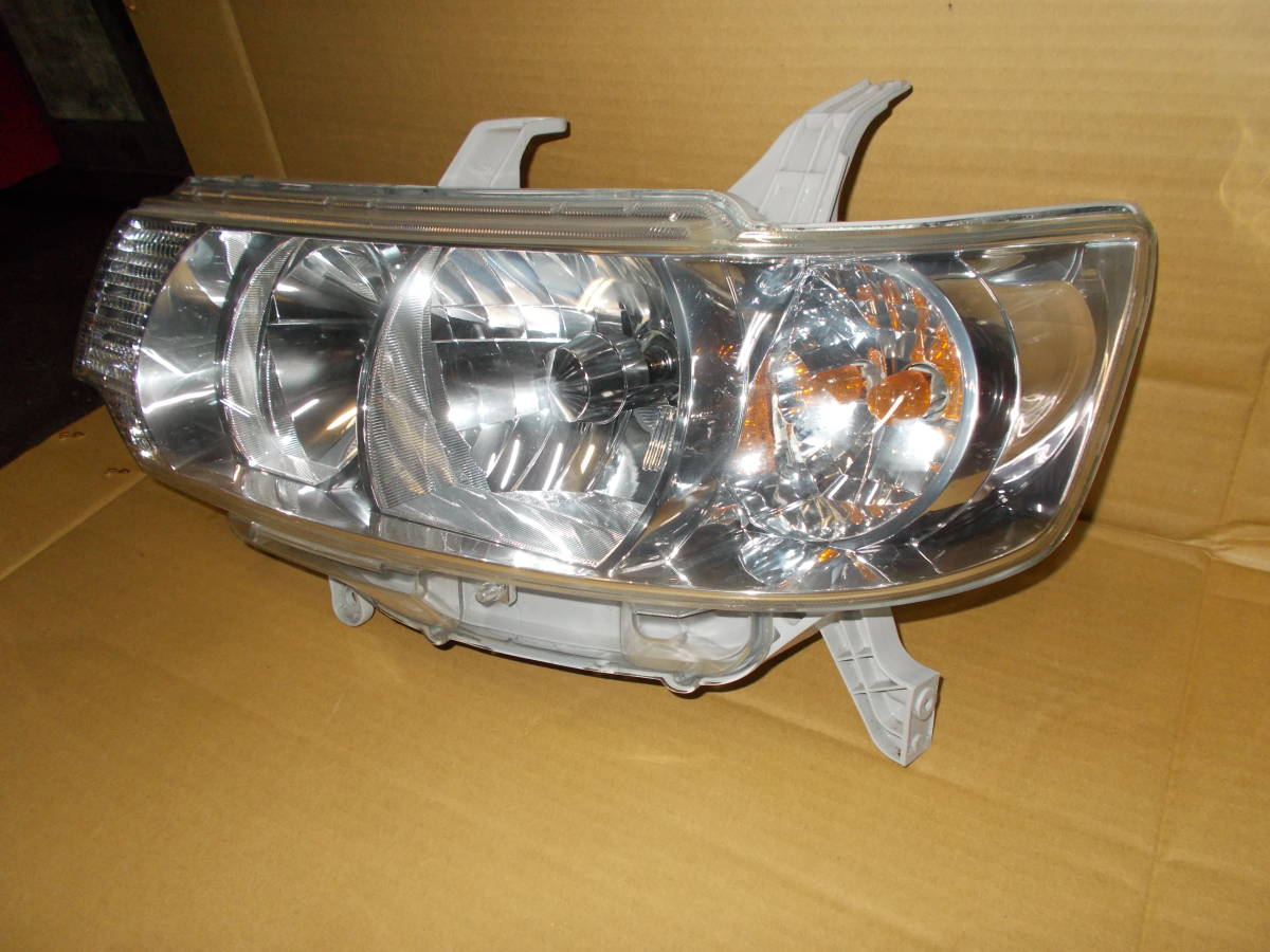タントカスタム　L350S・L360S　純正HID　ヘッドライトユニット　HCHR-518　100-51815　左側　レベライザー付　バラスト・バルブ付