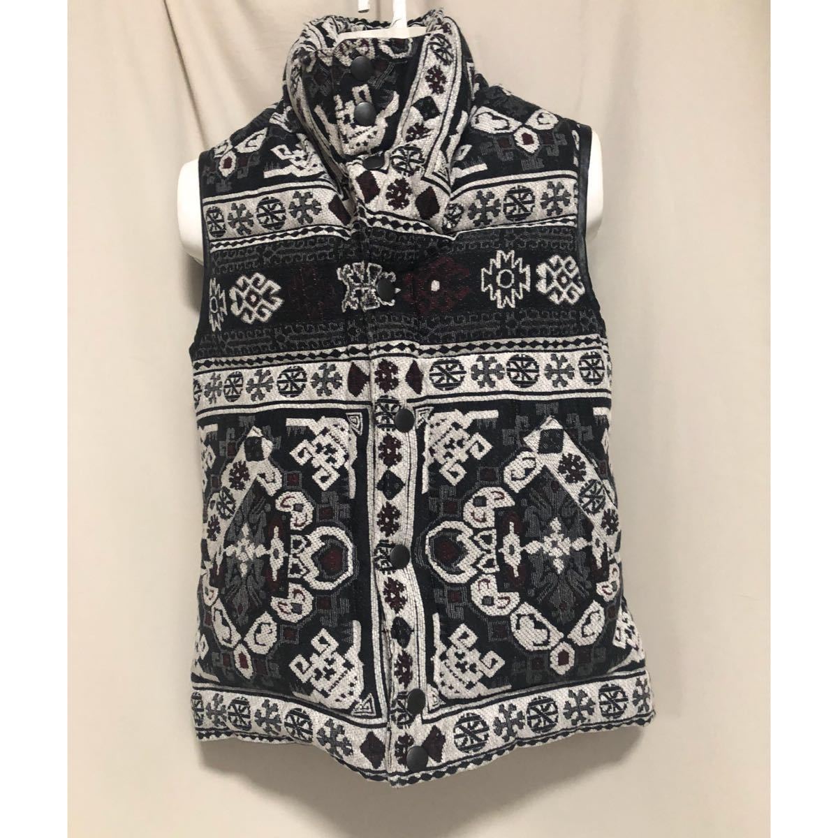 驚きの破格値，大得価 MIHARA YASUHIRO ミハラヤスヒロ 定価60480円 ダウンベストM(ジャケット、上着)｜売買されたオークション情報、yahooの商品情報をアーカイブ公開 - オークファン 男性用