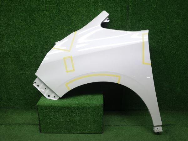 JN73133 ヴォクシー V/X 80系 左フェンダー ZRR80G/ZRR85G/ZWR80G