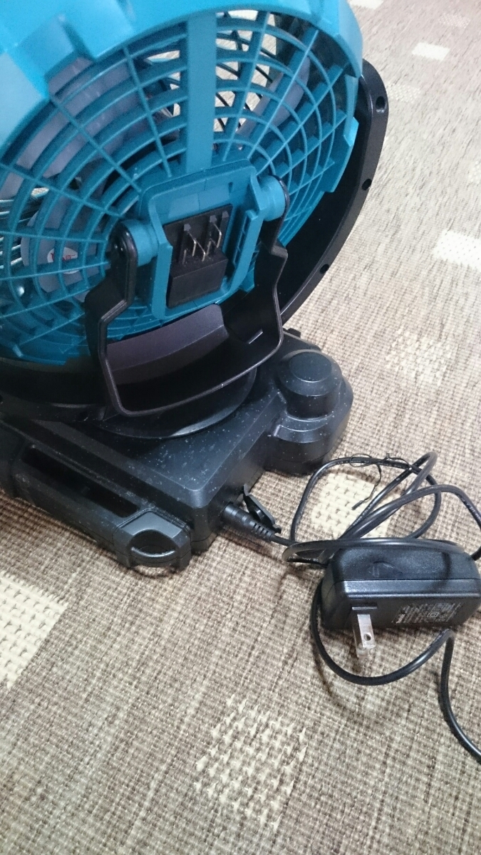 マキタの充電式ファン（CF101D）扇風機 サーキュレーター 冷暖房・空調