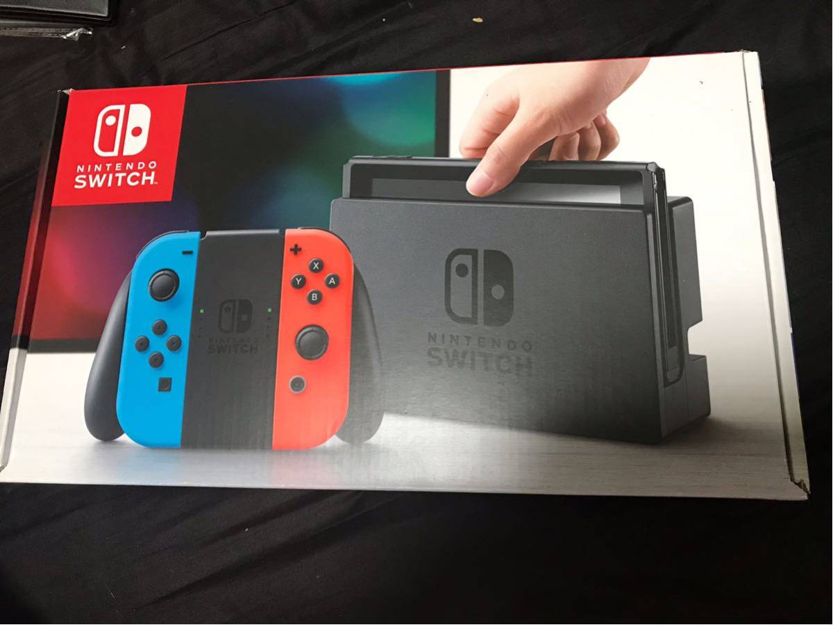 NINTENDO SWITCH 中古美品 メーカー保証書付 動作確認済 