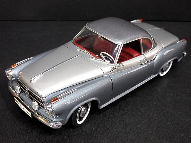 レベル 1/18 ボルクヴァルト イザベラ クーペ (グレー) BORGWARD