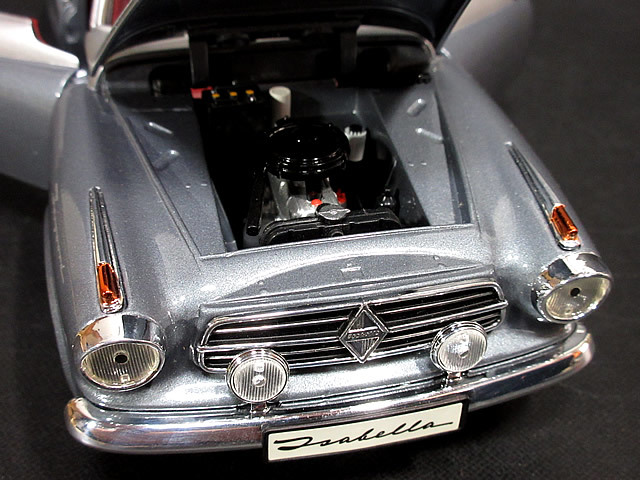 レベル 1/18 ボルクヴァルト イザベラ クーペ (グレー) BORGWARD