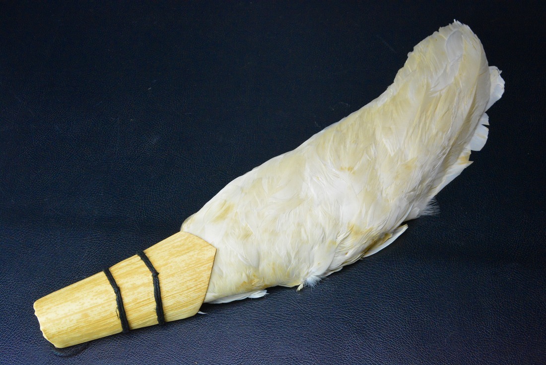 希少 特大白鳥御羽箒(右)58cm 茶道具 大羽座ぼうき/座掃/掃込み/
