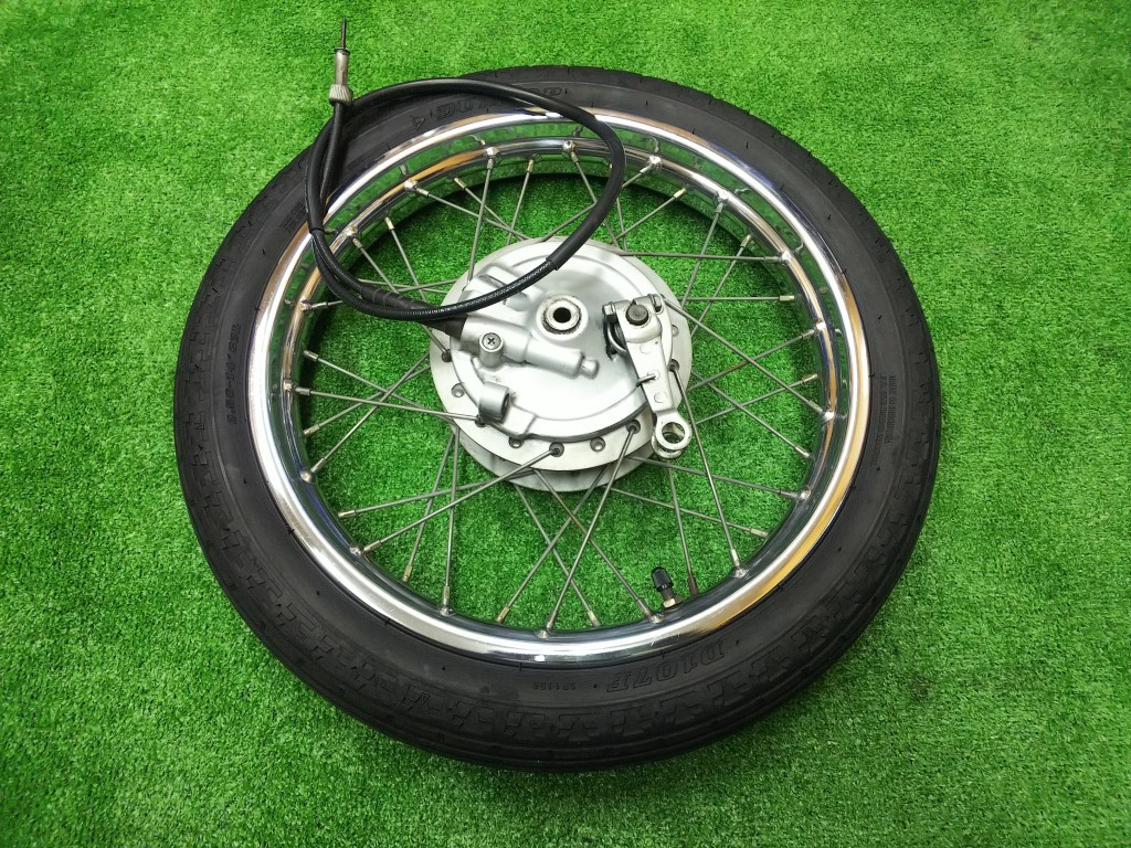 ホンダ リトルカブ C50 純正 フロント ホイール J14×1.60 タイヤ