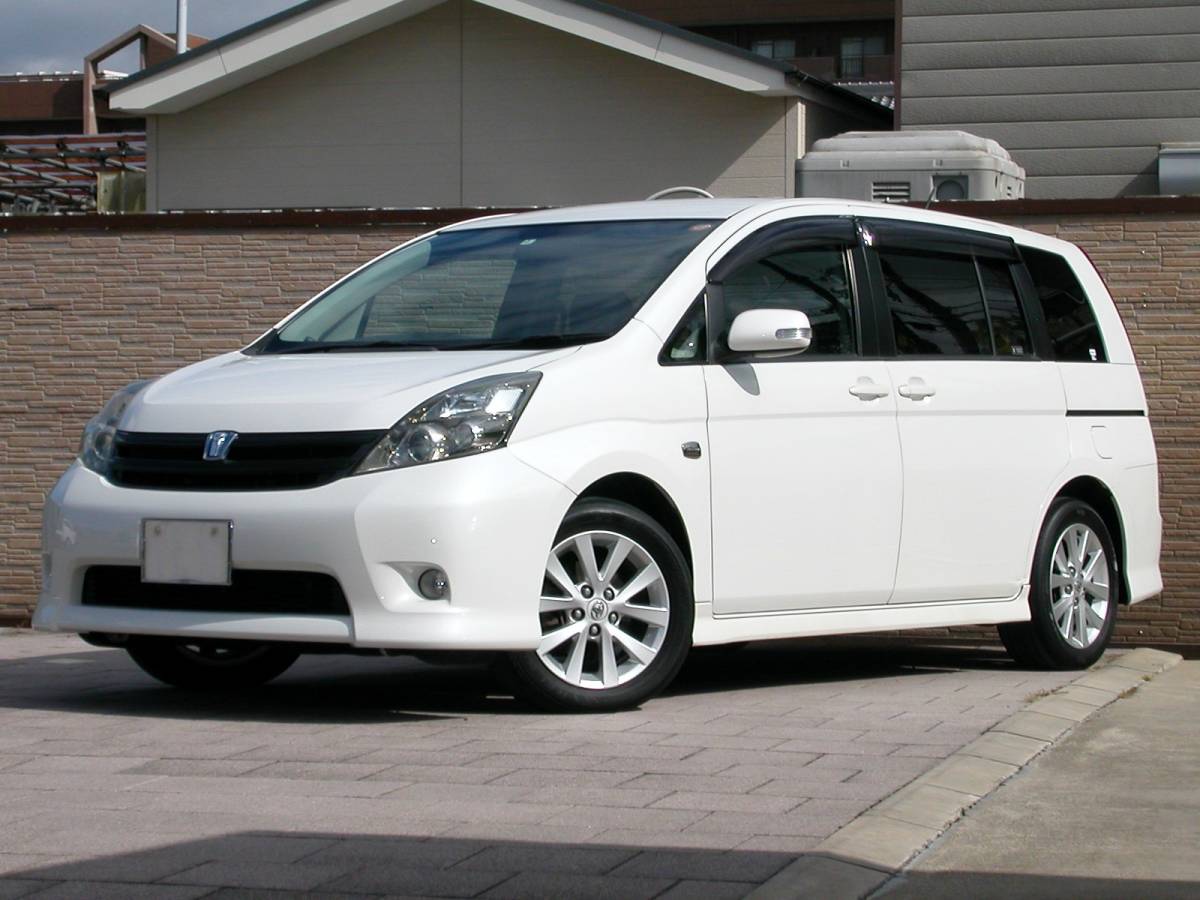 アイシス プラタナ Uセレクションの中古車を探すならグーネット 2.0 U 