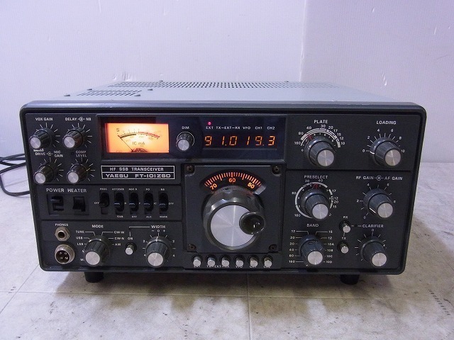 □ヤエス 八重洲 FT-101Z HF SSB トランシーバー YAESU ジャンク40
